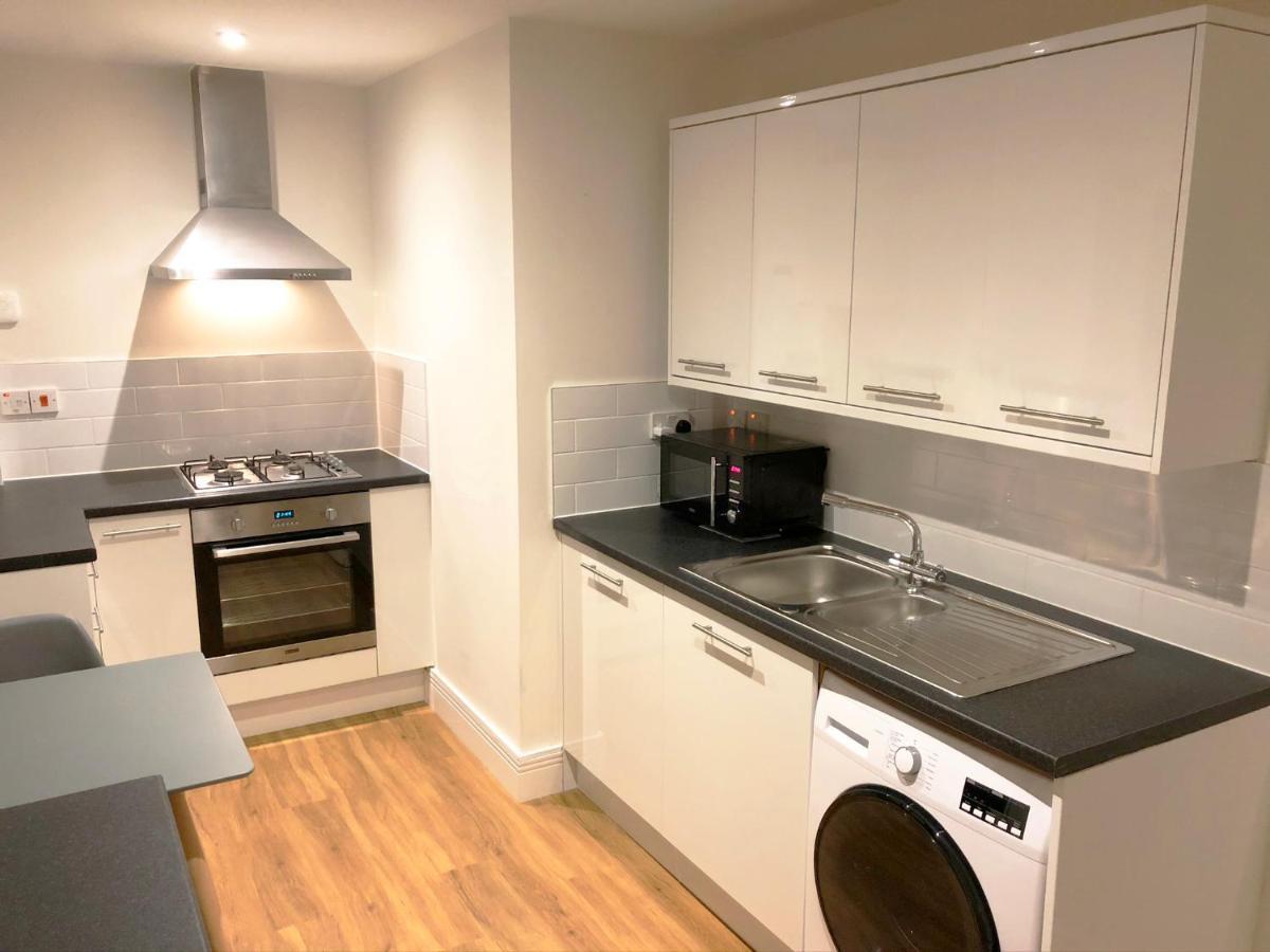 Parkside Penthouse Apartment Yeovil Exterior photo